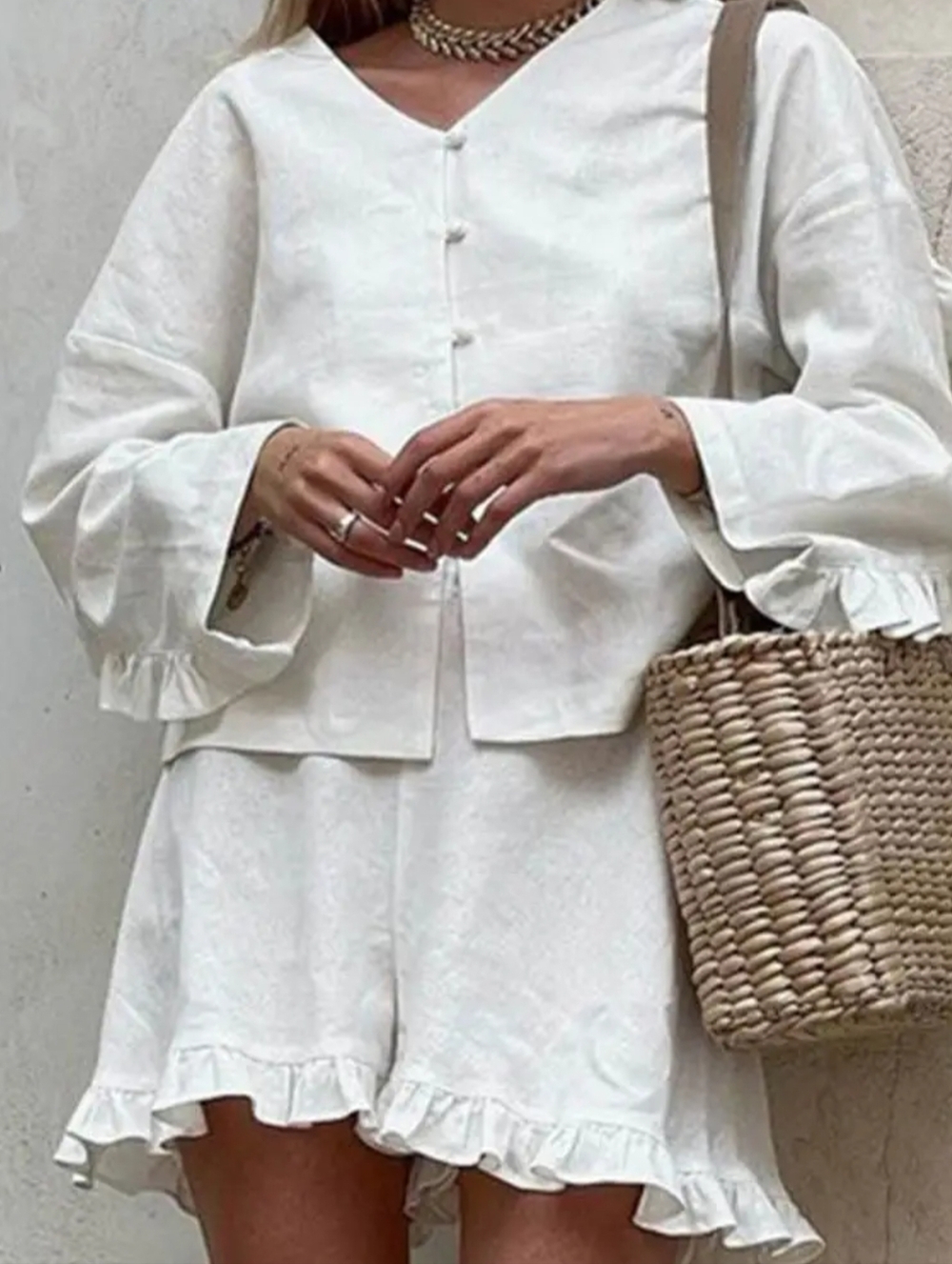 NWT UNLABELED Cream Ruffle Shorts Set